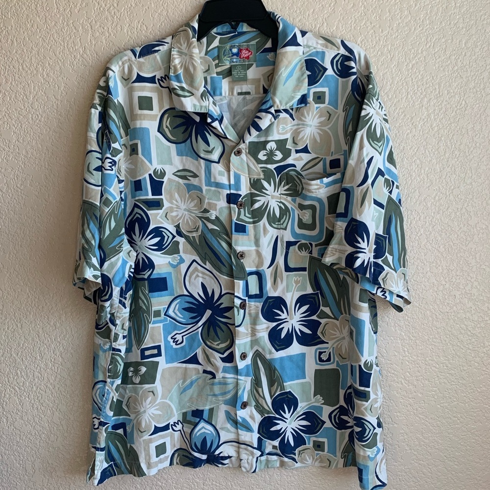 Hawaiian Original HiloHattie men dress shirt